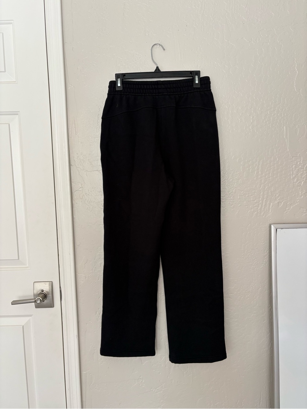 CRZ Yoga NWOT Black Fleece Lined Straight Leg Sweatpant Size Small - Picture 6 of 6